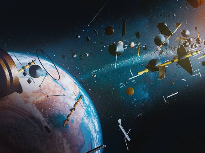 ماهواره ها در فضا 3 - دلیل عدم برخورد ماهواره ها در فضا چیست؟